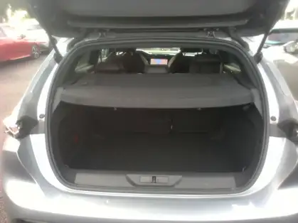 PEUGEOT 308 GT HYBRID 136 E-DCS6