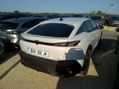 PEUGEOT 408 GT HYBRID 136 CV e-DCS6