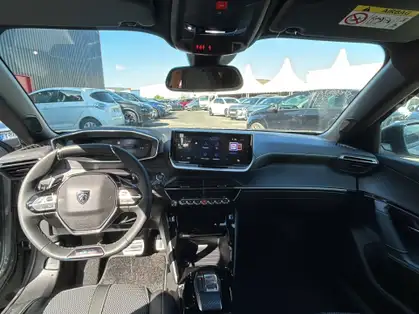 PEUGEOT 2008 GT Hybrid 145 CV e-DCS6 