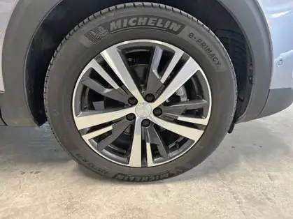 PEUGEOT 3008 ALLURE PACK HYBRID 136 CV E-DCS6