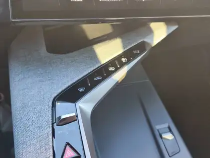 PEUGEOT 3008 GT Hybrid 145 e-DCS6