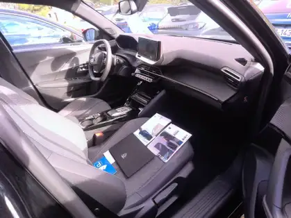 PEUGEOT 2008 ALLURE Hybrid 145 CV e-DCS6 