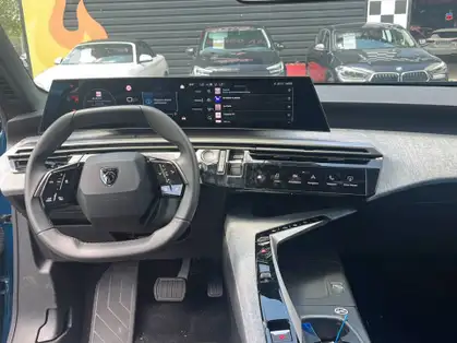 PEUGEOT 3008 ALLURE HYBRIDE 136 CV e-DCS6
