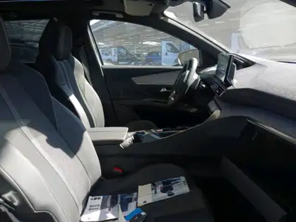 PEUGEOT 3008 GT HYBRID 225 CV E-EAT8