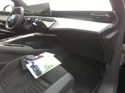 PEUGEOT 3008 GT Hybrid 145 e-DCS6