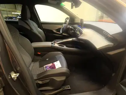PEUGEOT 3008 210 ch 73 kWh Allure