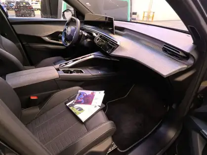 PEUGEOT 3008 GT Hybrid 145 e-DCS6