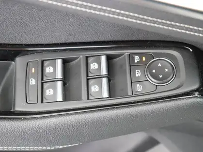 RENAULT AUSTRAL E-Tech hybrid 200 Iconic