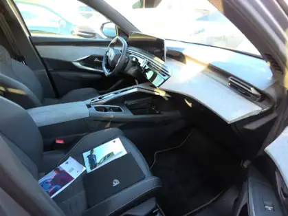 PEUGEOT 5008 GT Hybrid 145 CV e-DCS6 