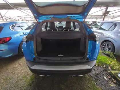 PEUGEOT 2008 ALLURE HYBRID 136 CV e-DCS6