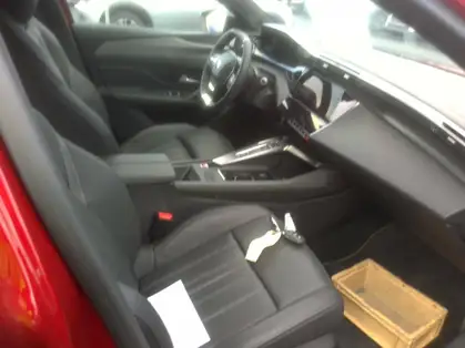 PEUGEOT 308 54 kWh 156ch GT