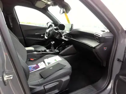 PEUGEOT 2008 ALLURE PURETECH 100 CV BVM6