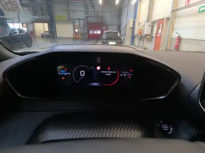 PEUGEOT 2008 ALLURE PURETECH 100 CV BVM6
