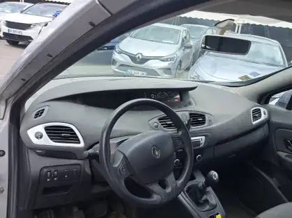 RENAULT SCENIC III dCi 95 Pepite