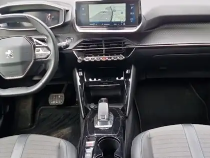 PEUGEOT 2008 BlueHDi 130 S&S EAT8 Allure Business