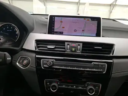 BMW X2 F39 sDrive 18i 136 ch DKG7 Business Design
