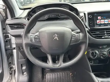 PEUGEOT 208 1.6 BlueHDi 75ch BVM5 Active