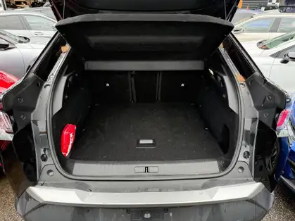 PEUGEOT 3008 ALLURE HYBRIDE 136 CV e-DCS6