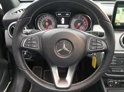 MERCEDES CLASSE GLA 180 d Activity Edition 7-G DCT A