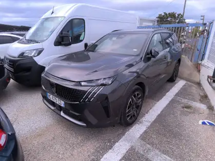 PEUGEOT 5008 ALLURE Hybrid 136 CV e-DCS6 