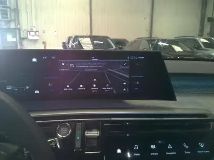 PEUGEOT 5008 GT Hybrid 145 CV e-DCS6 