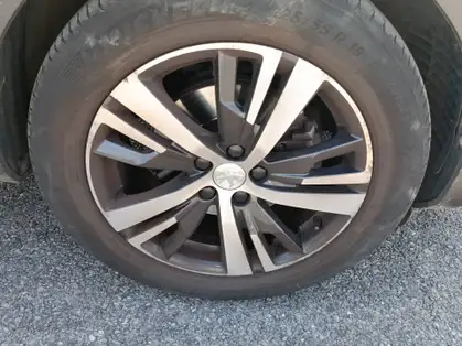 PEUGEOT 5008 ALLURE 1.5 BLUEHDI 130 CV BVM6
