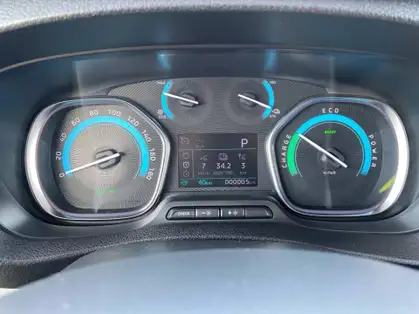 PEUGEOT E-EXPERT FOURGON TAILLE M ELECTRIQUE 50 KWH 136 CV