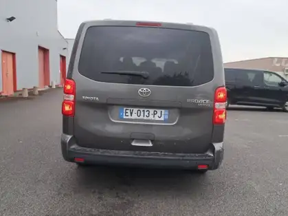 TOYOTA PROACE COMBI Long 115 D-4D BVM6 Dynamic - 8P