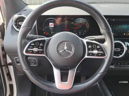 MERCEDES CLASSE B 180 7G-DCT Progressive Line Edition
