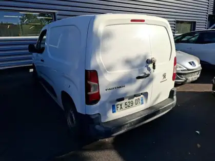 PEUGEOT PARTNER FOURGON STANDARD PREMIUM 650 KGS BLUEHDI 100 CV BVM5 
