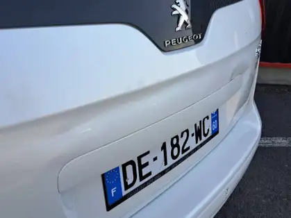 PEUGEOT 5008 1.6 e-HDi 115ch FAP ETG6 BLUE LION Allure 5pl