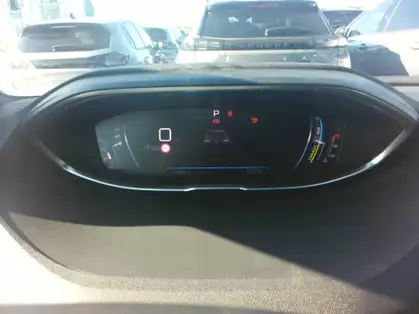 PEUGEOT 5008 ALLURE PACK HYBRIDE 136 CV E-DCS6