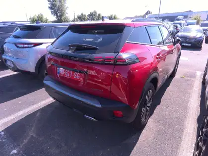 PEUGEOT 2008 ALLURE Hybrid 145 CV e-DCS6 