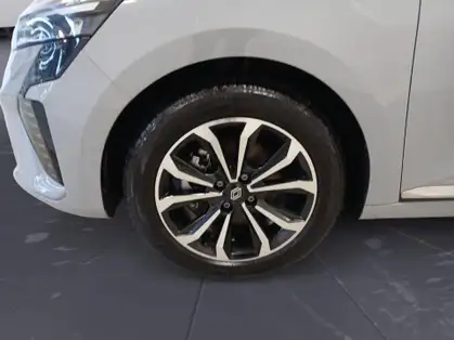 RENAULT CLIO V TECHNO E-Tech full hybrid 145 CV GSR2 