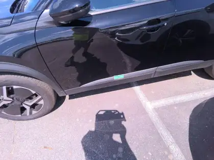 PEUGEOT 2008 ALLURE HYBRID 136 CV e-DCS6