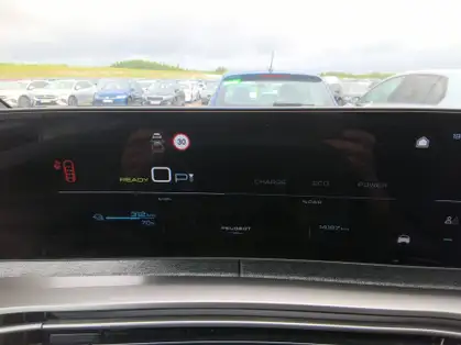 PEUGEOT 3008 210 ch 73 kWh GT