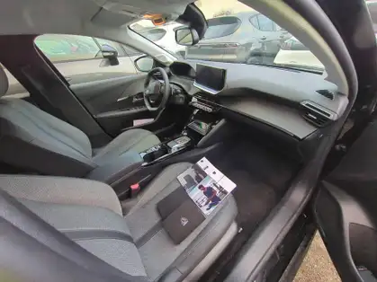 PEUGEOT 208 ALLURE HYBRID 100 CV E-DCS6