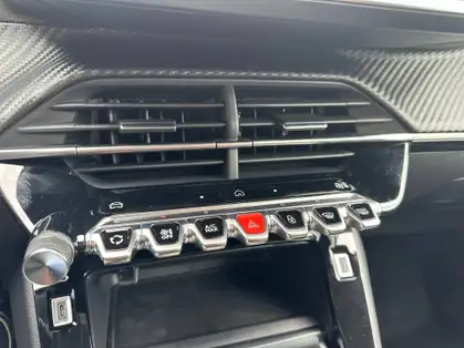 PEUGEOT 208 ALLURE HYBRID 100 CV E-DCS6