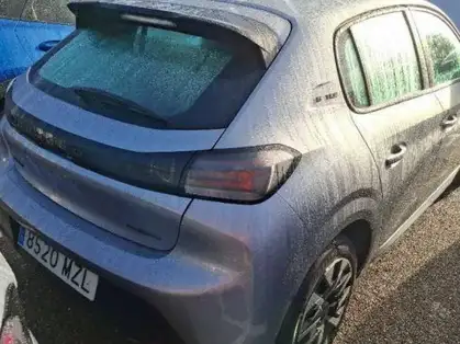 PEUGEOT 208 Hybrid 110 ch e-DCS6 Style