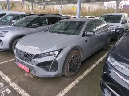 PEUGEOT 408 GT HYBRID 136 CV e-DCS6