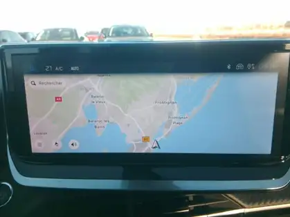 PEUGEOT 2008 ALLURE Hybrid 145 CV e-DCS6 