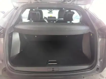 PEUGEOT 2008 ALLURE HYBRID 136 CV e-DCS6