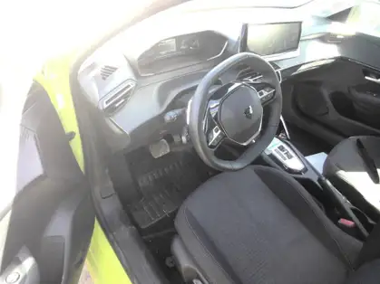 PEUGEOT 208 Hybrid 110 ch e-DCS6 Style