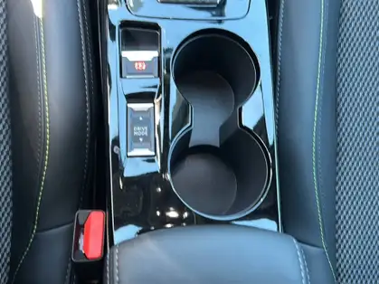 PEUGEOT 2008 GT Hybrid 145 CV e-DCS6 