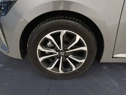 RENAULT CLIO V TECHNO E-Tech full hybrid 145 CV GSR2 