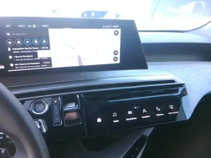 PEUGEOT 5008 ALLURE Hybrid 145 CV e-DCS6 