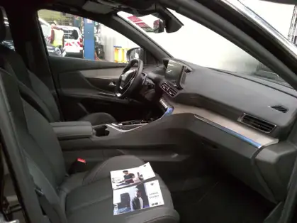 PEUGEOT 3008 GT HYBRID 225 CV E-EAT8