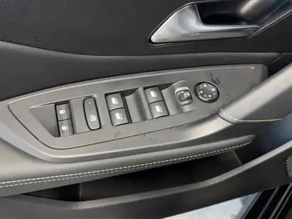 PEUGEOT 308 SW GT Hybrid 136 CV e-DCS6 