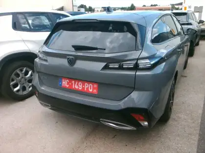 PEUGEOT 308 SW Hybrid 136 e-DCS6 Allure