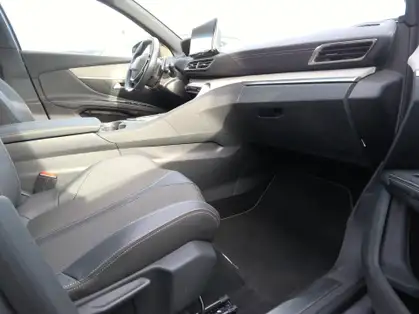PEUGEOT 5008 GT 1.2 HYBRID 136 CV E-DCS6